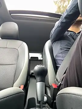 Snapshot of tom_thick chatting on November 25, 9:26 pm tom thick online show from November 25, 9:26 pm