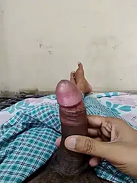 Snapshot of AUNTY1984 chatting on September 18, 8:16 am AUNTY1984 online show from September 18, 8:16 am