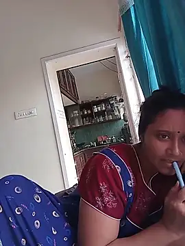 AUNTY1984 online show from May 19, 4:08 am