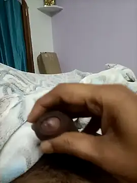 AUNTY1984 online show from July 18, 12:15 am