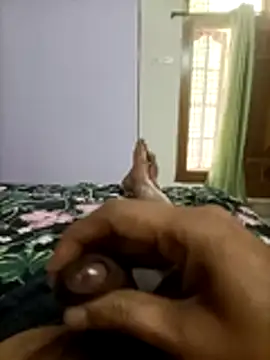 AUNTY1984 online show from July 19, 5:11 am