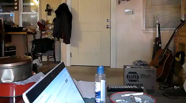 Snapshot of Bramro409 chatting on December 22, 1:55 am Bramro409 online show from December 22, 1:55 am