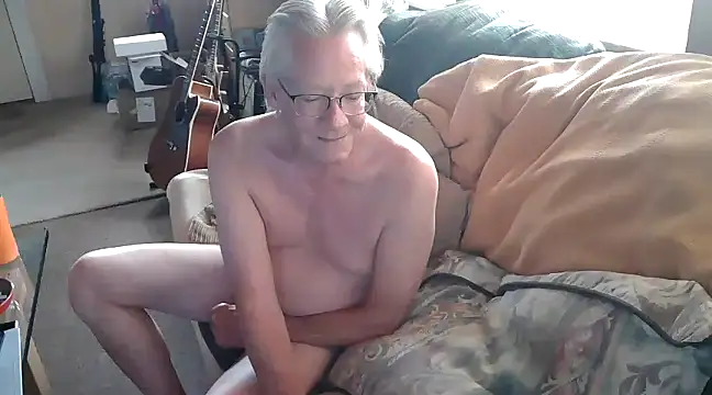 Snapshot of Bramro409 chatting on March 20, 6:20 pm Bramro409 online show from March 20, 6:20 pm