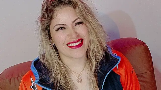 Natalia Montoya online show from December 17, 1:55 am