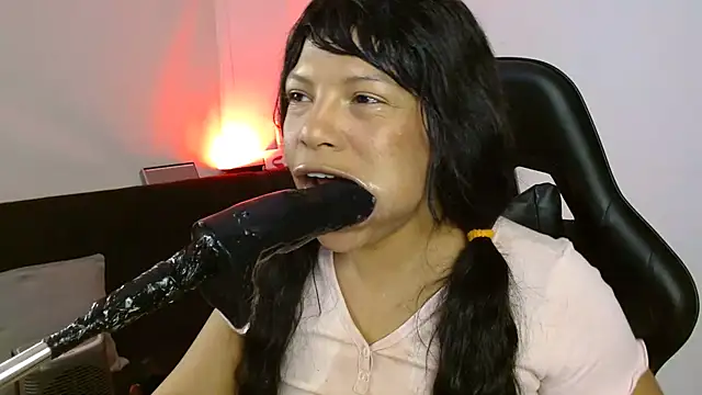 Snapshot of Anabel693 chatting on February 8, 10:50 am Anabel693 online show from February 8, 10:50 am