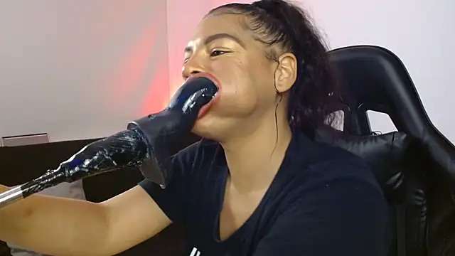 Snapshot of Anabel693 chatting on March 10, 4:46 pm Anabel693 online show from March 10, 4:46 pm