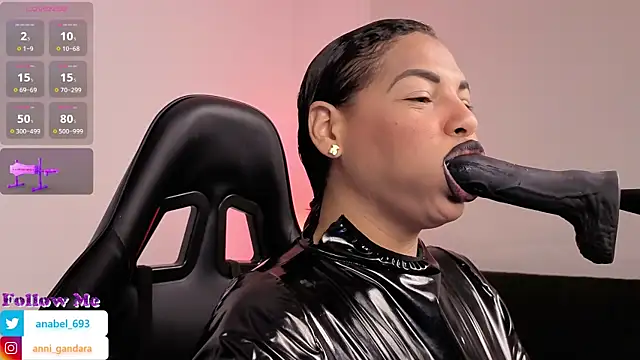 Snapshot of Anabel693 chatting on November 21, 7:51 am Anabel693 online show from November 21, 7:51 am