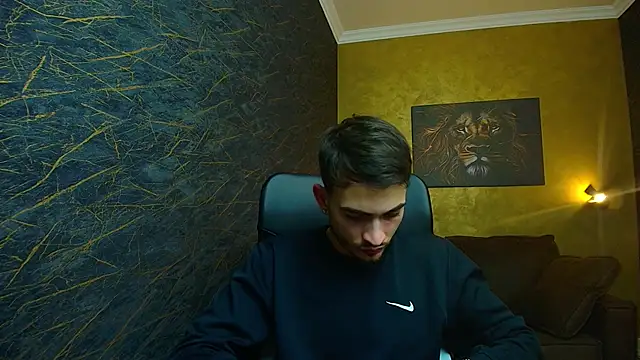 Snapshot of BrandonTate chatting on January 14, 12:14 pm BrandonTate online show from January 14, 12:14 pm