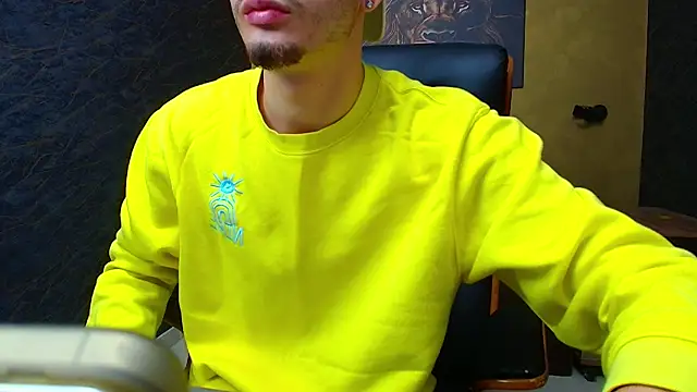 Snapshot of BrandonTate chatting on September 25, 9:57 am BrandonTate online show from September 25, 9:57 am