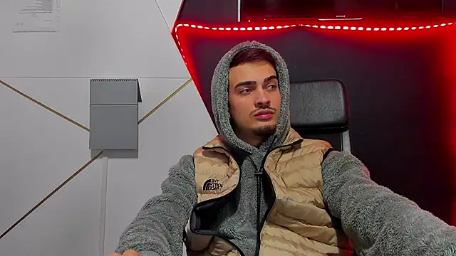 BrandonTate online show from February 15, 8:02 am