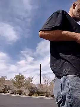 Snapshot of FloppyPickle4u chatting on March 20, 6:53 pm FloppyPickle4u online show from March 20, 6:53 pm