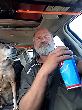 FloppyPickle4u online show from March 2, 7:54 pm