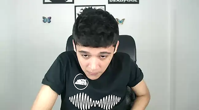 Snapshot of kaiine190 chatting on January 23, 7:32 am kaiine190 online show from January 23, 7:32 am