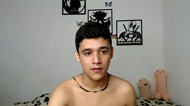 Snapshot of kaiine190 chatting on February 22, 8:40 am kaiine190 online show from February 22, 8:40 am