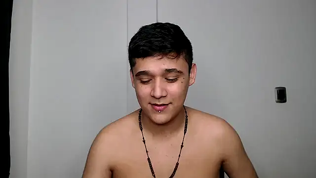 Snapshot of kaiine190 chatting on September 15, 7:08 am kaiine190 online show from September 15, 7:08 am