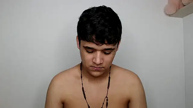 Snapshot of kaiine190 chatting on October 10, 10:20 pm kaiine190 online show from October 10, 10:20 pm