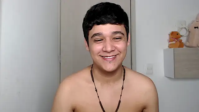 Snapshot of kaiine190 chatting on October 20, 9:15 pm kaiine190 online show from October 20, 9:15 pm