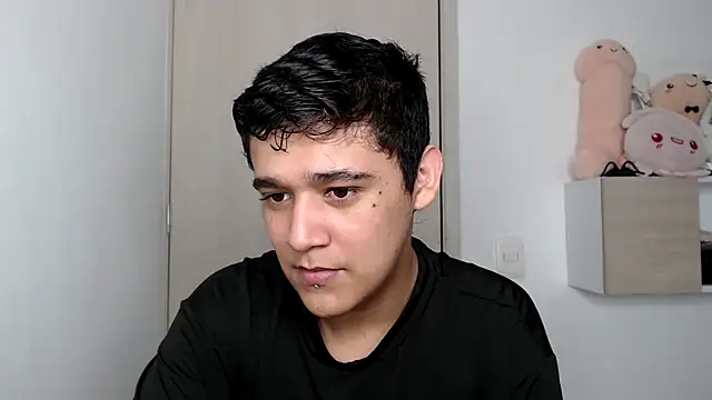 Snapshot of kaiine190 chatting on October 22, 6:46 am kaiine190 online show from October 22, 6:46 am