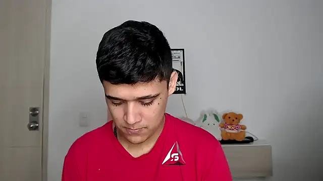 Snapshot of kaiine190 chatting on November 19, 6:24 am kaiine190 online show from November 19, 6:24 am