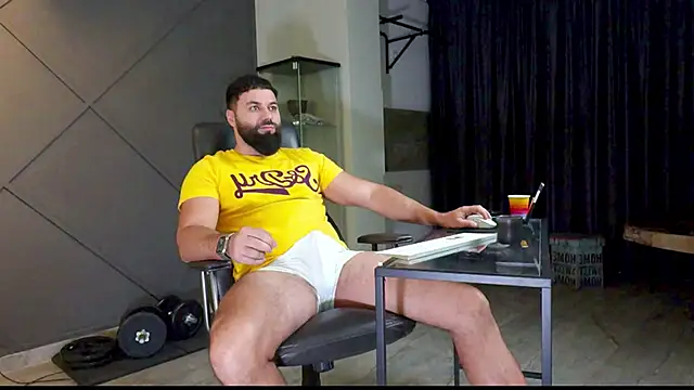 mattmasterss online show from January 20, 4:32 am