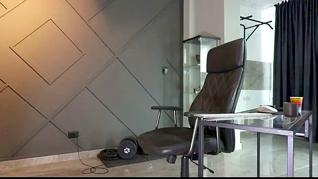 mattmasterss online show from February 9, 11:14 am