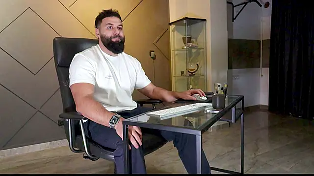 mattmasterss online show from February 18, 10:03 pm