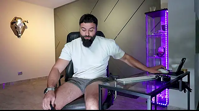 mattmasterss online show from March 18, 3:21 pm