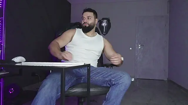 mattmasterss online show from January 9, 4:48 am