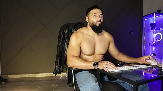 mattmasterss online show from May 28, 7:33 pm