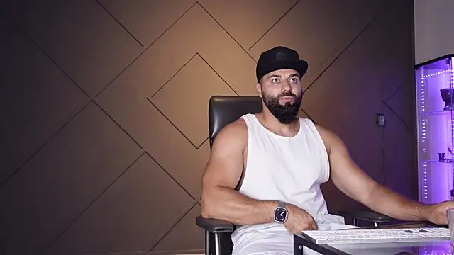 mattmasterss online show from June 22, 11:24 pm