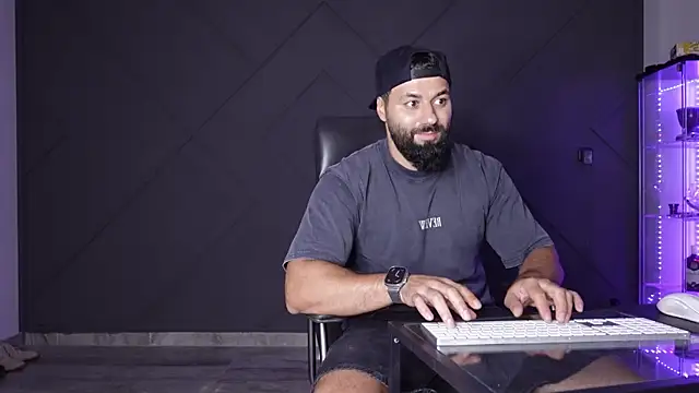 mattmasterss online show from July 10, 11:29 pm
