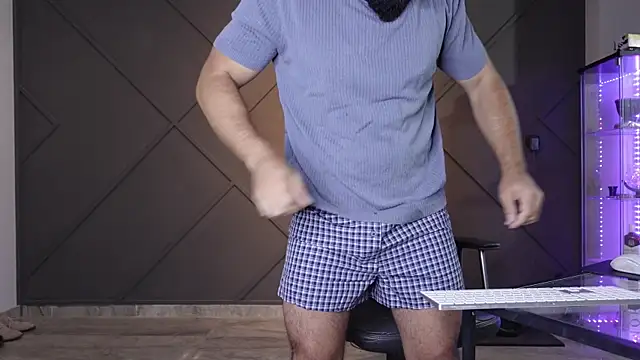 mattmasterss online show from July 22, 6:54 pm