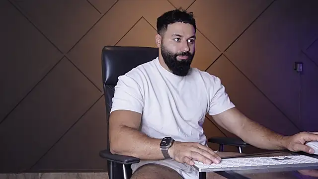 mattmasterss online show from July 28, 8:52 pm
