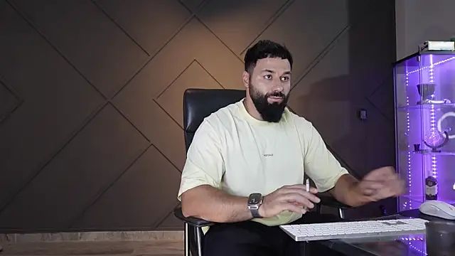 mattmasterss online show from August 2, 7:01 pm