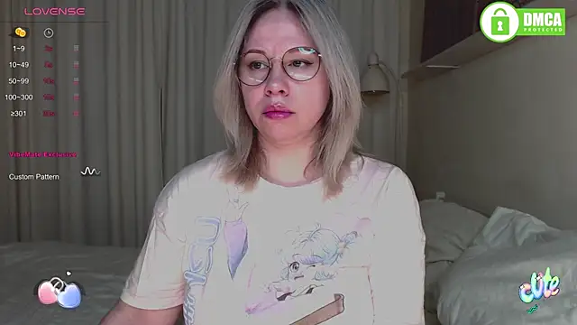 mary linn online show from October 19, 1:45 pm