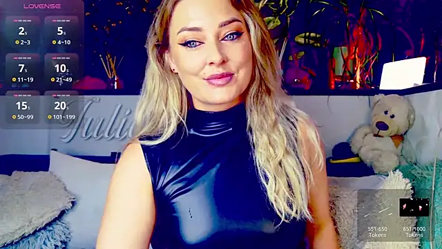  JuliaSpace  online show from September 15, 4:29 pm