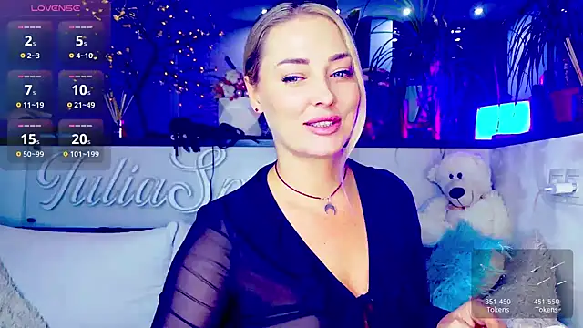  JuliaSpace  online show from November 6, 5:47 pm