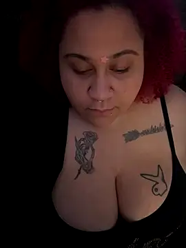 Snapshot of Juicyjordie chatting on November 5, 6:35 am Juicyjordie online show from November 5, 6:35 am