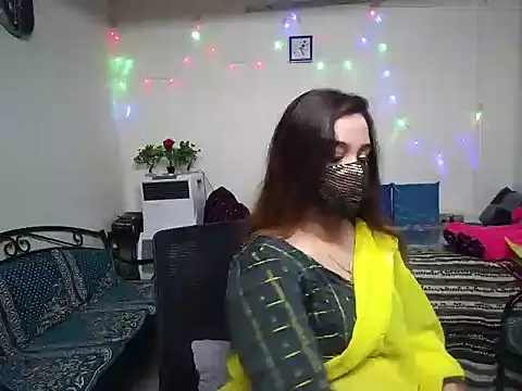 Snapshot of Arushisingh8888 chatting on December 14, 7:51 am Arushisingh8888 online show from December 14, 7:51 am