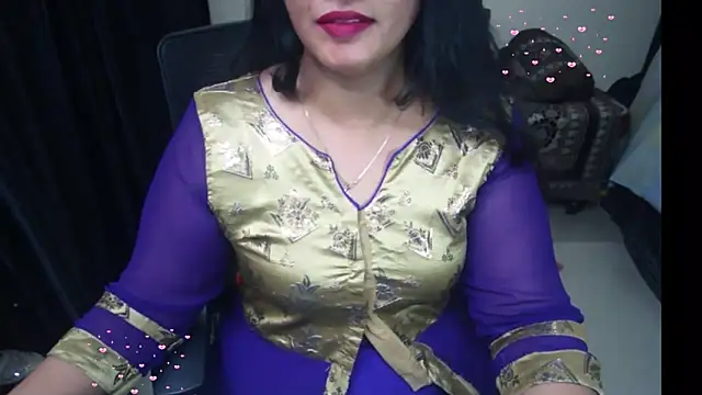 Snapshot of Arushisingh8888 chatting on June 19, 3:49 pm Arushisingh8888 online show from June 19, 3:49 pm