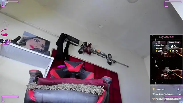 Trixy star horney online show from March 17, 9:22 am