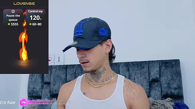 Snapshot of JAYCOB00 chatting on March 12, 2:20 am JAYCOB00 online show from March 12, 2:20 am