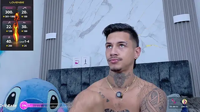 Snapshot of JAYCOB00 chatting on November 7, 2:33 am JAYCOB00 online show from November 7, 2:33 am