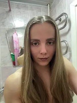 AlisaKissss online show from May 3, 5:02 am
