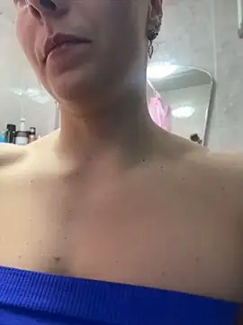AlisaKissss online show from May 15, 7:43 pm