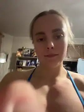 AlisaKissss online show from May 24, 7:52 pm