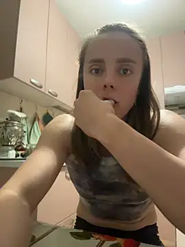 AlisaKissss online show from June 2, 7:16 pm