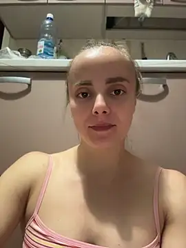 AlisaKissss online show from June 13, 7:34 pm