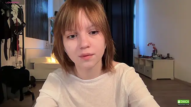 Snapshot of electric_babe chatting on November 4, 10:03 am electric babe online show from November 4, 10:03 am