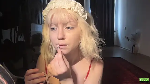 electric babe online show from August 5, 1:36 pm